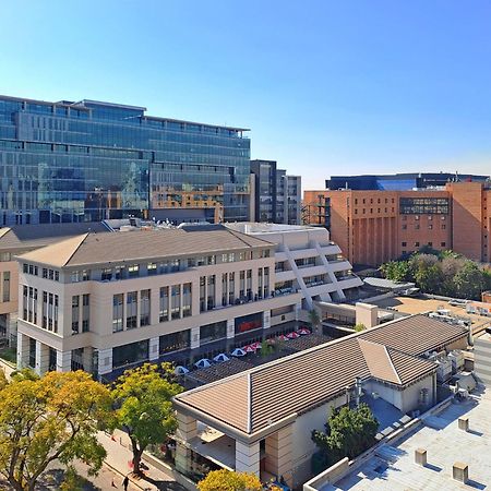 The Median Rosebank Luxury Apartment - Building With Generator Johannesburg Exterior foto