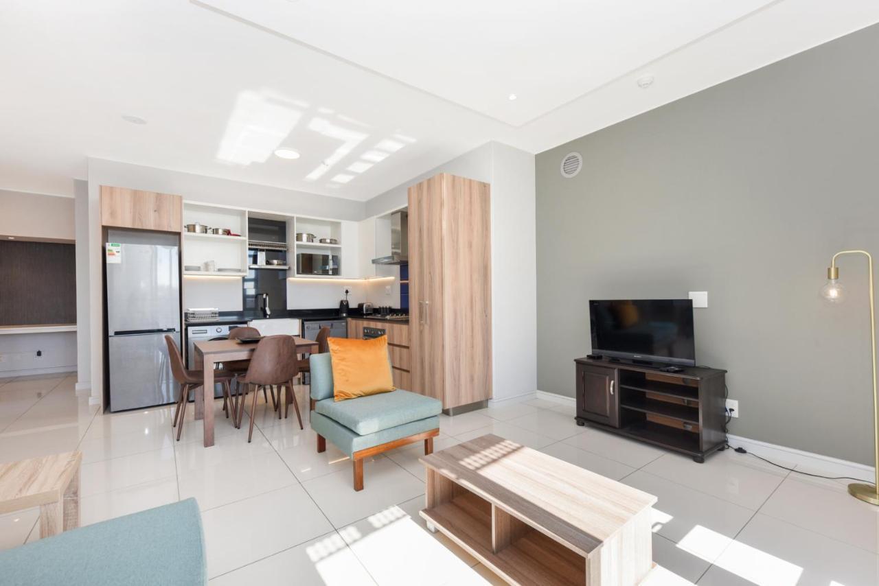 The Median Rosebank Luxury Apartment - Building With Generator Johannesburg Exterior foto